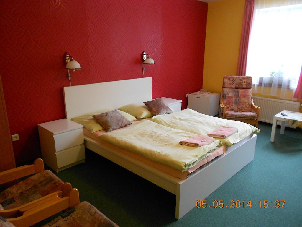 Penzion Mestansky Dum Svoboda nad Upou Room photo