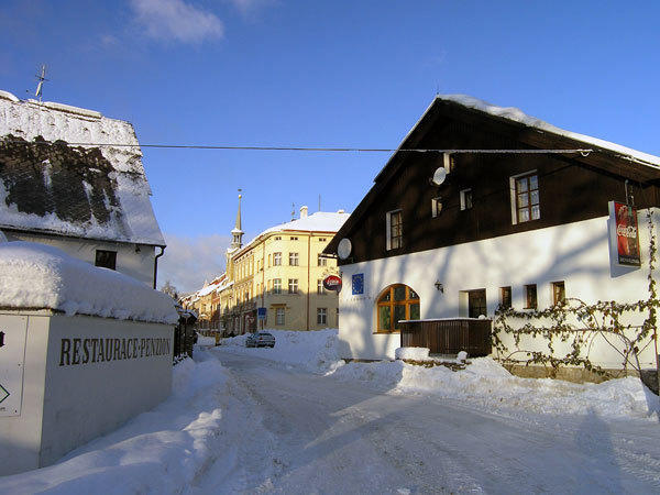 Penzion Mestansky Dum Svoboda nad Upou Exterior photo